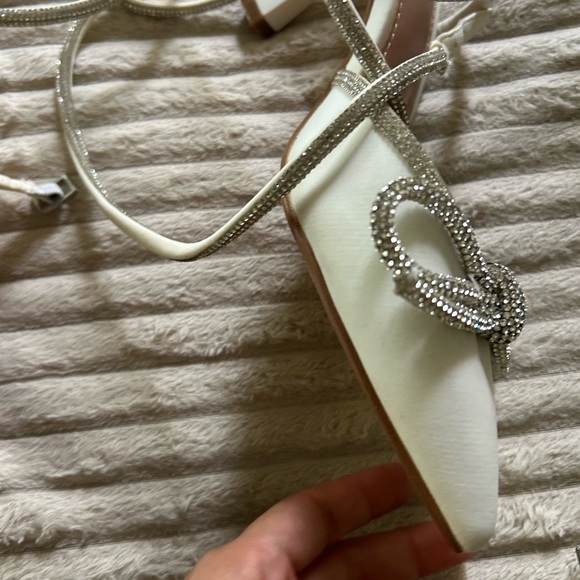 BCBGeneration heels white rhinestone wrap around sz 8.5 - Picture 3 of 9